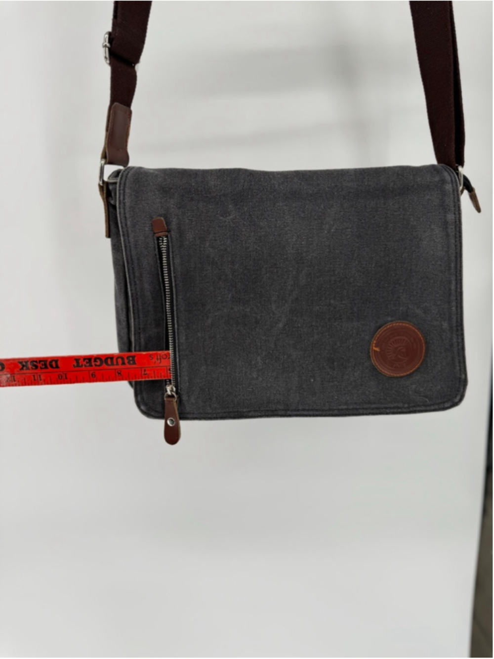Augur Strauss & Co Gray Messenger Bag One Size with Brown Accents - Picture 14 of 14